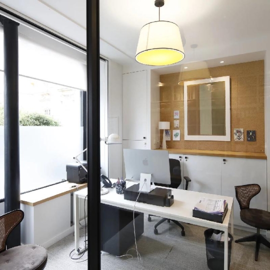  Annonces FONTENAY : Local / Bureau | PARIS (75011) | 153 m2 | 1 989 620 € 