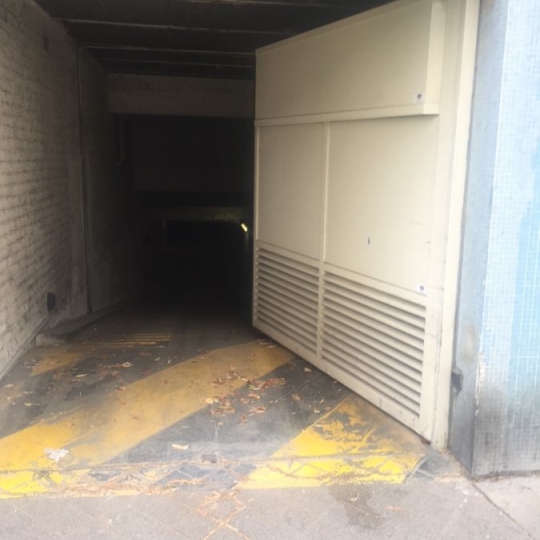 Annonces FONTENAY : Garage / Parking | PARIS (75015) | m2 | 120 € 