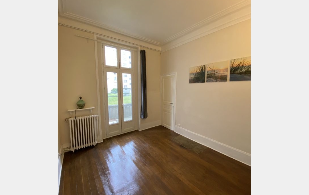 Annonces FONTENAY : Appartement | CHARENTON-LE-PONT (94220) | 30 m2 | 1 150 € 