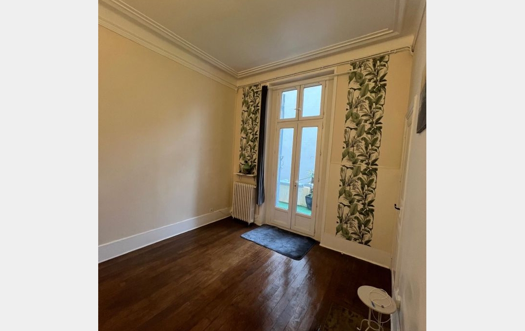 Annonces FONTENAY : Appartement | CHARENTON-LE-PONT (94220) | 30 m2 | 1 150 € 